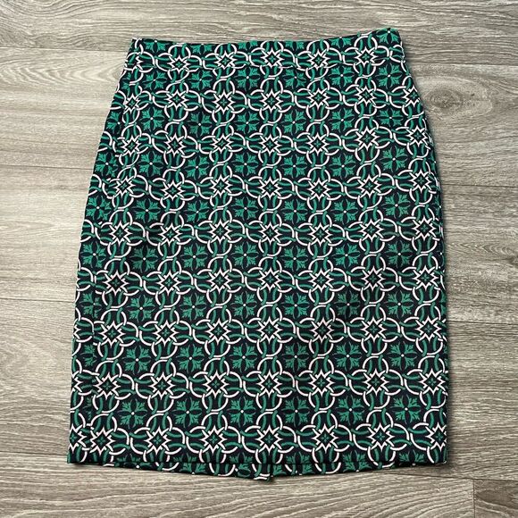 J.CREW Dresses & Skirts - J Crew No. 2 Pencil Skirt green pattern Geometric Petite 0 188